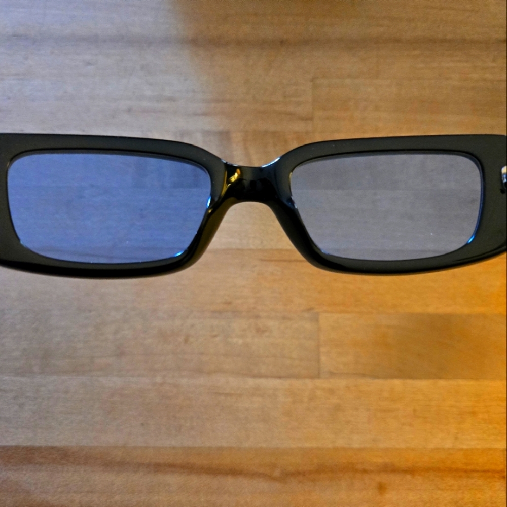 Black Rectangular Sunglasses - image 7